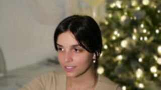 lilbeccaxo_2025-12-08_21-31-23_901