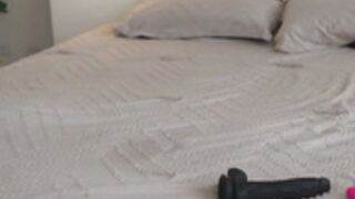 rebeccastonee_2025-12-15_22-04-10_770