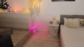 cumoncandy69 2025-12-16_09-04-44