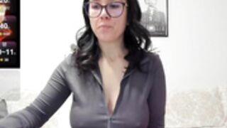 anayscaandy_2025-12-12_05-09-28_964