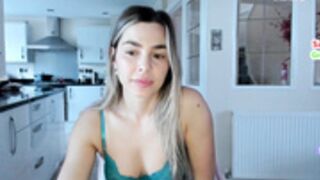 sweet_ary 2025-12-10_14-00-17-004