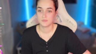 ps6pro 2025-12-08_23-31-34