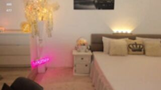 domixdyva 2025-12-27_06-46-46-003