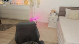 domixdyva 2025-12-28_23-41-22-004