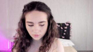 leonore_vivienne - tit slips