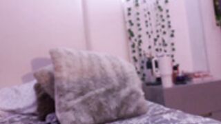 emma_johnson_ 2025-12-23_06-22-49-001