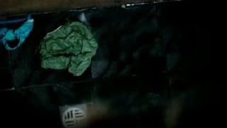 espiando ala hermana en la ducha