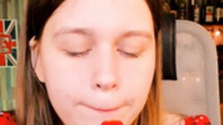 the popsicle stood no chance with fiora