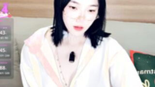 Upoo7lt c2c naked dildofuck and squirt MV sample HD