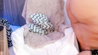 rairairose14 iam like big legs