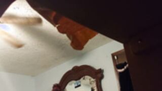 fat unaware mommy on spycam 2