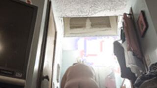 fat unaware mommy on spycam