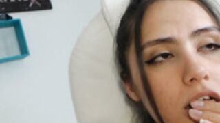 Allison Palmer Up Close Pussy