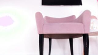 Meowlina public show