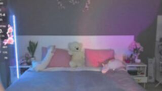 katie_cooperr 2025_12_06 - 3