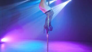 Bubble__gum_ Poledance Short Video 7