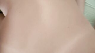 tyla babyy backing shots