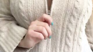 HUGE TITS REVEAL
