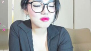 phantom_wave litbeauty vibrator in public