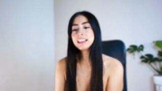 auroracaruso 2026-01-25 titties