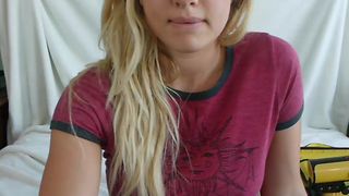 sexyashley_21 April 17 teasing and using a fuck machine