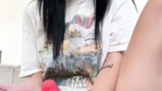 Frankiebunny Rainbow dildo ride on the floor