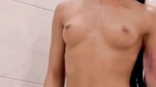 Hoaarisa Private show