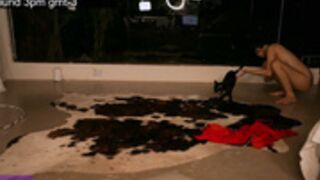 Lloolypop24 dancing around naked