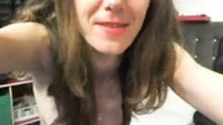 Kellyterapy naked show