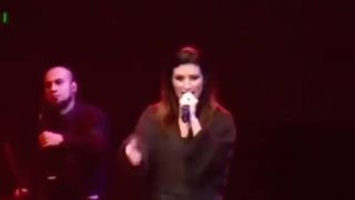 Descuido De Laura Pausini