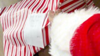 Juliette_stj sucking and fucking Santa Claus