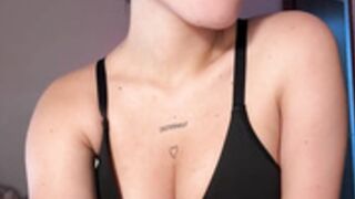 Your_Honeey-sc-2025-04-02 4