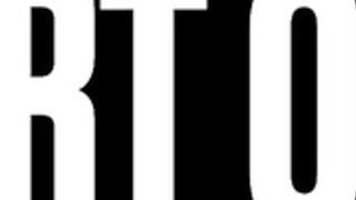 CrystalClarkXo- Mom and Sis Help Me Get Over Breakup