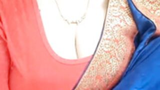 Kaamuk_shweta face potty pee exclusive show