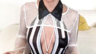 Lexy Panterra onlyfans live show