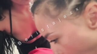 Baristajazx Double blowjob with friend