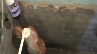 Cantando en la regadera