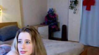 Darlinecoyner topless and teasing