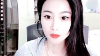 WanWan-Love z1 pvt spy Pee part1