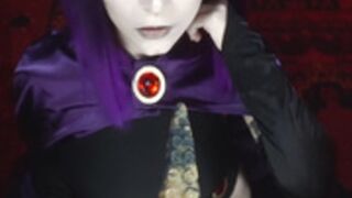 bigtittygothegg - Raven Cosplay