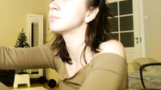 Amoremeoww - Ticket Show 20250102