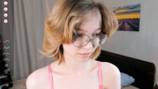 Moirebroady flash bye