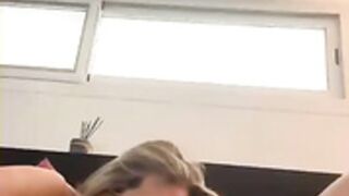 tuyyo5040 - la rubia cabalgando