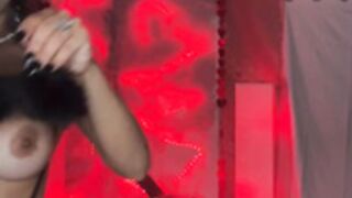 Danielle Mantovani 5