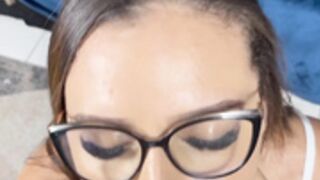 Carol Barbosa - POV Blowjob With Facial