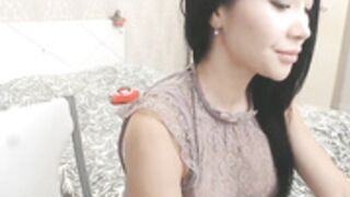 vivian charm 2