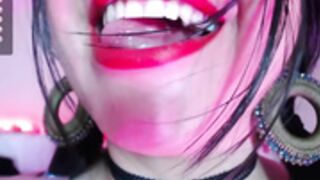 Sabrina 2022-11-10 Hair in mouth, mouth fetish