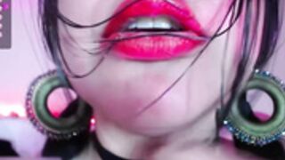 Sabrina 2022-11-10 Hair in mouth, mouth fetish