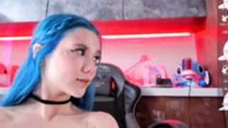 honey_pinkgreen-cb-2024-07-24 1