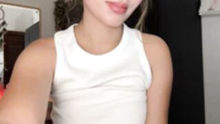 Your_Honeey-sc-2024-09-05 1
